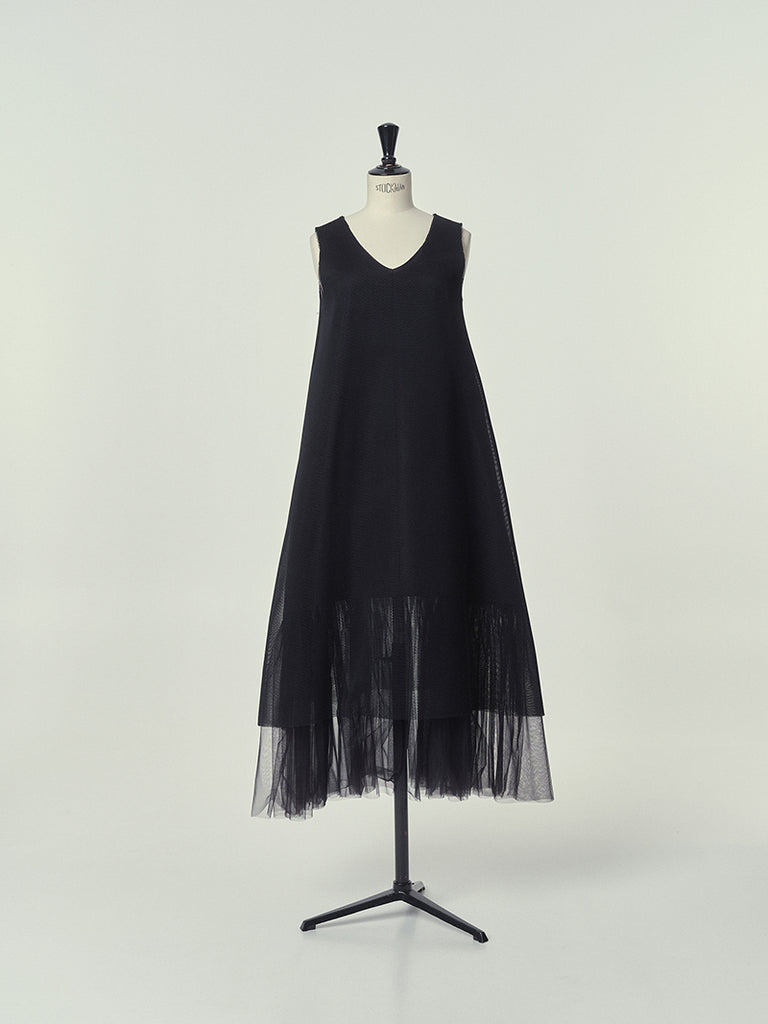 Layered Dress in Black W019