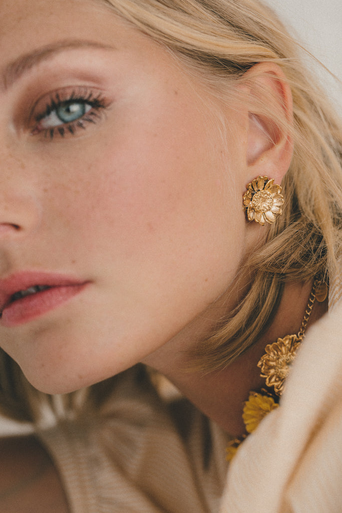 Valenne Gold Earrings